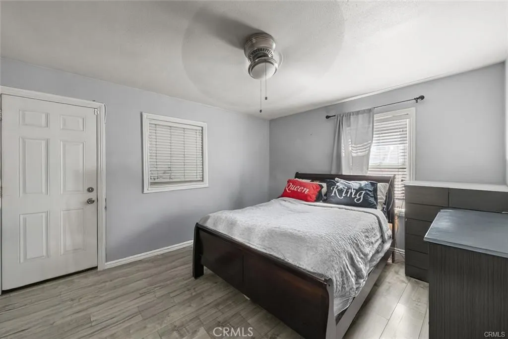 10618 Grape, Los Angeles, California 90002 home-pic-11